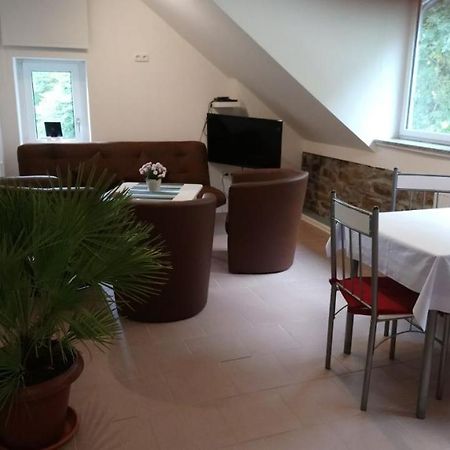 Gasthaus Und Hotel An Der Kost 하팅겐 외부 사진