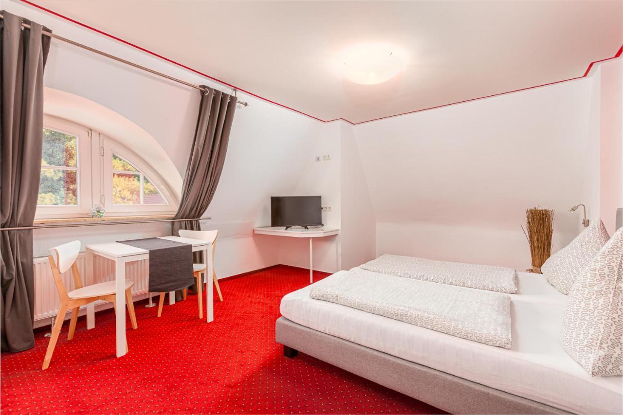Gasthaus Und Hotel An Der Kost 하팅겐 외부 사진